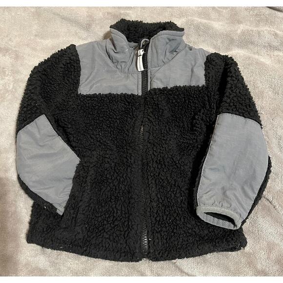 Cat & Jack Other - Cat & Jack SZ 2T Black & Gray Sherpa Cozy Warm Zip Jacket Winter Lightweight